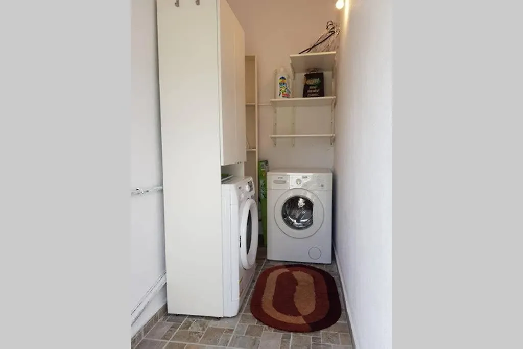 Orange Apartment Nikiti