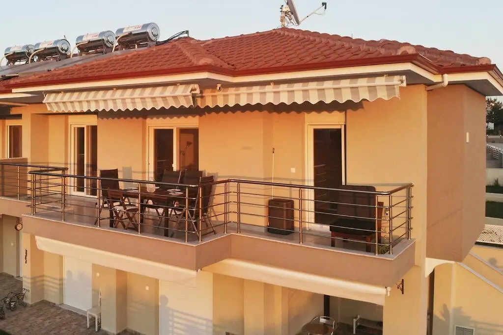 Orange Apartment Nikiti